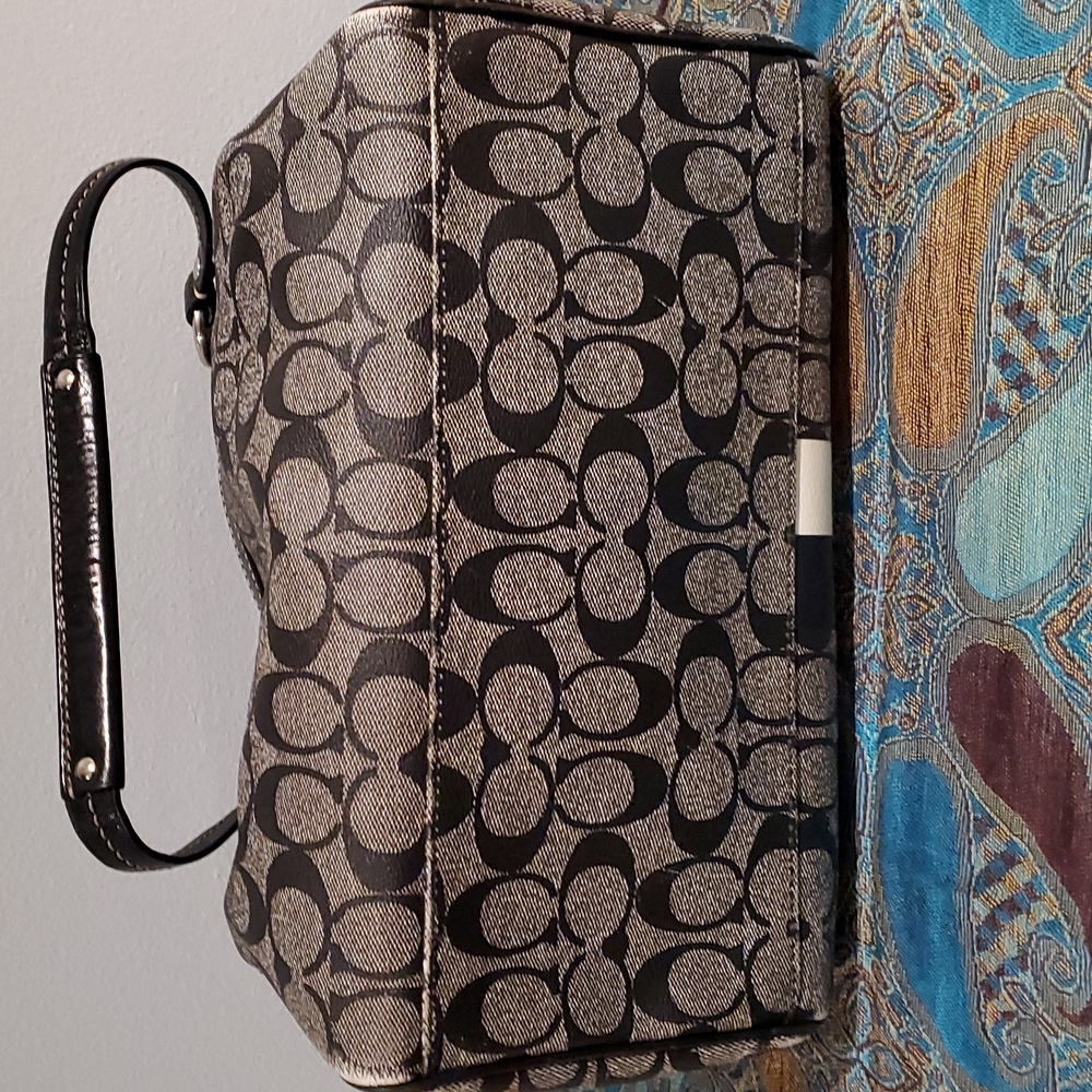 Coach Handbag - Picture 7 of 15